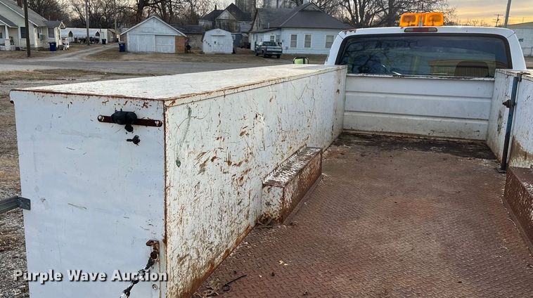 image for item FG0037 1995 Ford F350 utility bed pickup truck