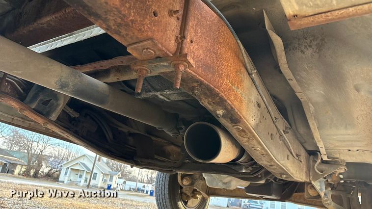 image for item FG0037 1995 Ford F350 utility bed pickup truck