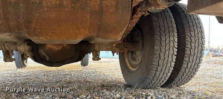 image for item FG0037 1995 Ford F350 utility bed pickup truck