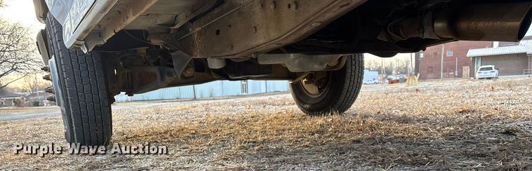 image for item FG0037 1995 Ford F350 utility bed pickup truck