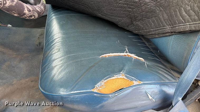 image for item FG0037 1995 Ford F350 utility bed pickup truck