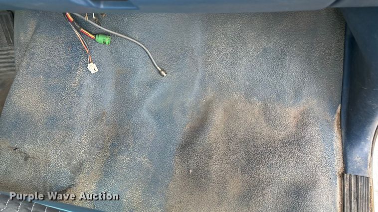 image for item FG0037 1995 Ford F350 utility bed pickup truck