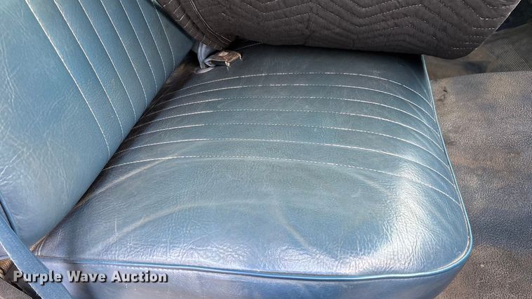 image for item FG0037 1995 Ford F350 utility bed pickup truck