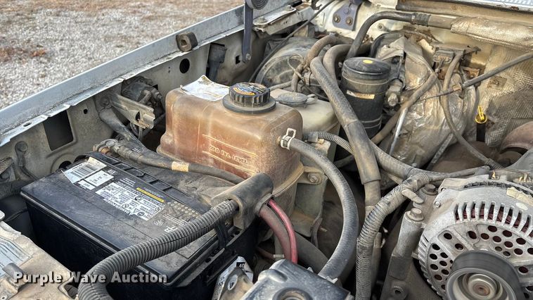 image for item FG0037 1995 Ford F350 utility bed pickup truck