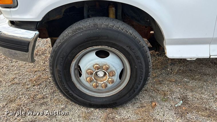 image for item FG0037 1995 Ford F350 utility bed pickup truck