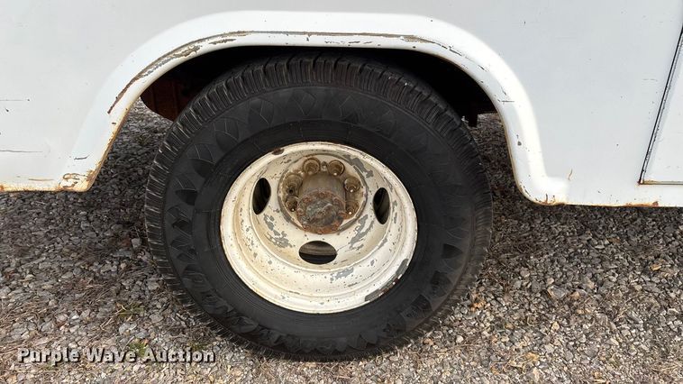 image for item FG0037 1995 Ford F350 utility bed pickup truck