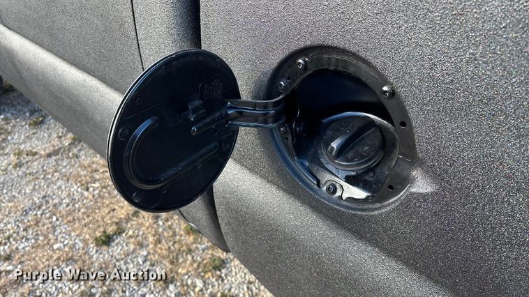 image for item FG0038 2003 Chevrolet Silverado 2500HD Ext. Cab pickup truck