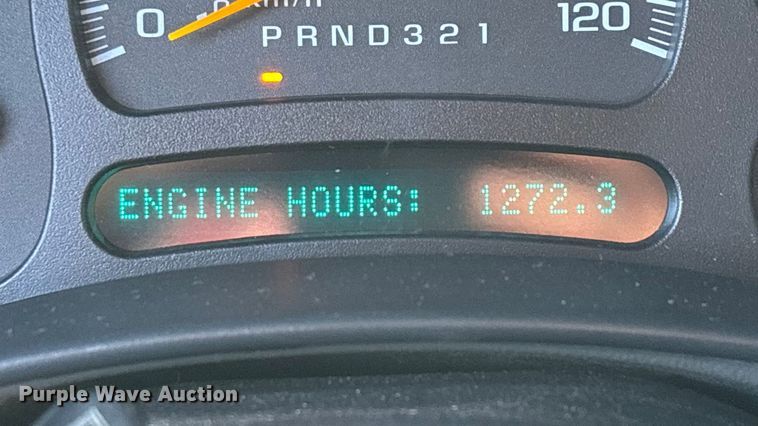 image for item FG0038 2003 Chevrolet Silverado 2500HD Ext. Cab pickup truck