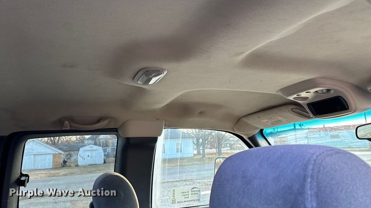 image for item FG0038 2003 Chevrolet Silverado 2500HD Ext. Cab pickup truck