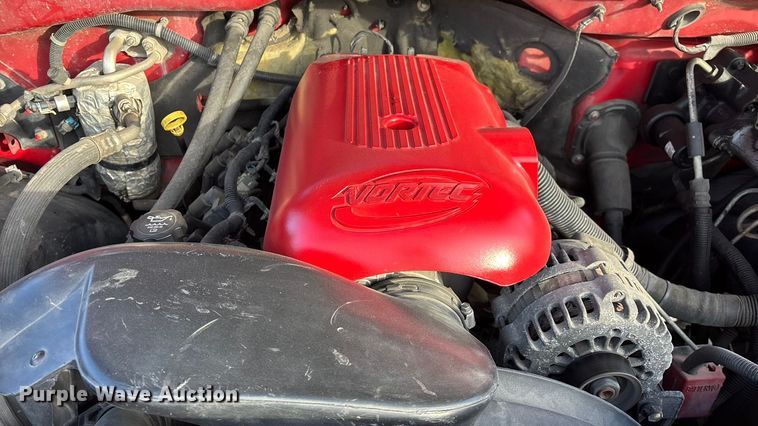 image for item FG0038 2003 Chevrolet Silverado 2500HD Ext. Cab pickup truck