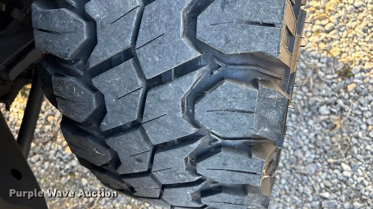 image for item FG0038 2003 Chevrolet Silverado 2500HD Ext. Cab pickup truck