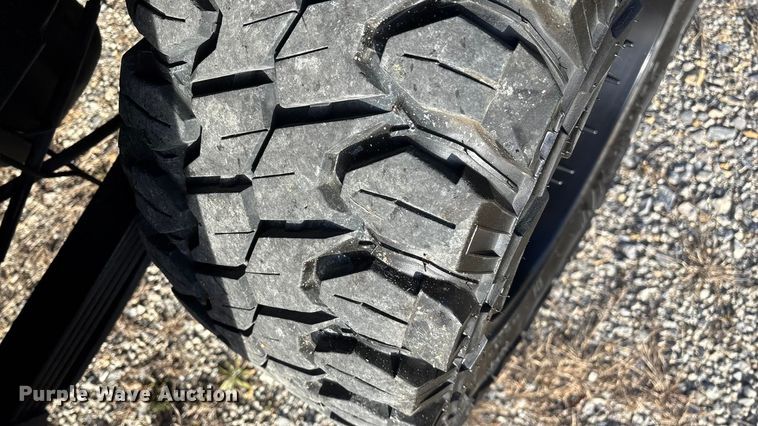 image for item FG0038 2003 Chevrolet Silverado 2500HD Ext. Cab pickup truck