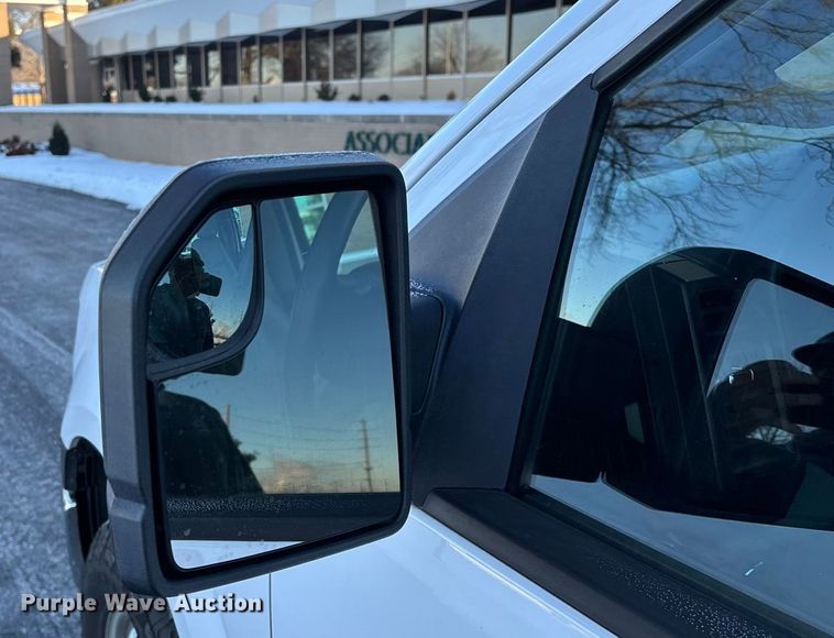 image for item FG0039 2016 Ford F150 Crew Cab pickup truck