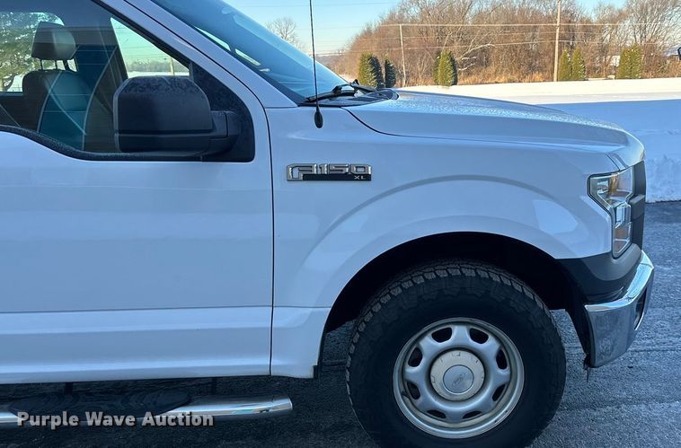 image for item FG0039 2016 Ford F150 Crew Cab pickup truck