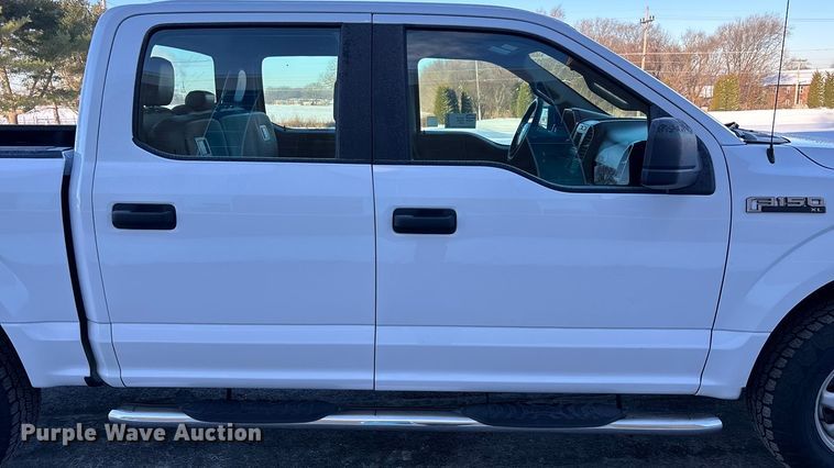 image for item FG0039 2016 Ford F150 Crew Cab pickup truck