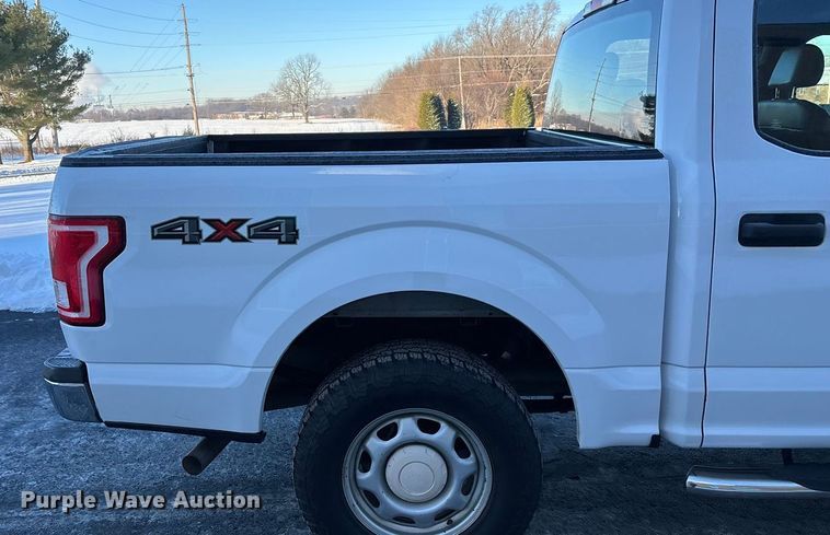 image for item FG0039 2016 Ford F150 Crew Cab pickup truck