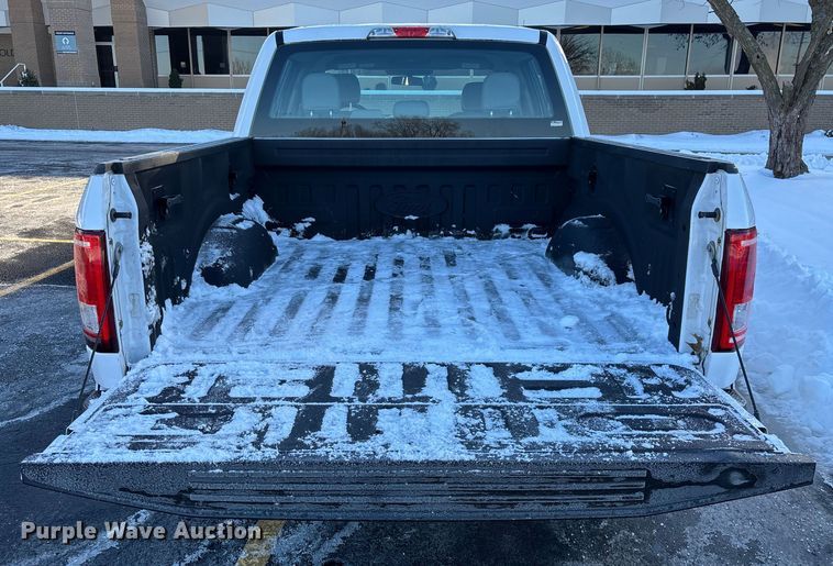 image for item FG0039 2016 Ford F150 Crew Cab pickup truck