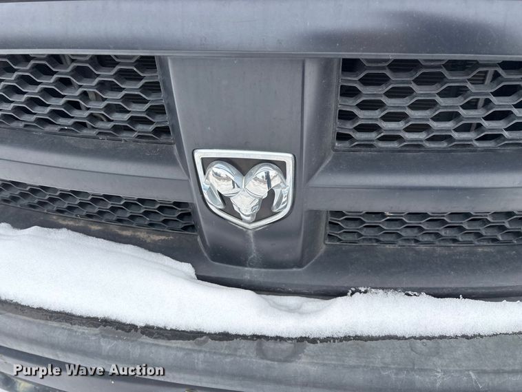 image for item FG0040 2012 Dodge Ram 1500 Ext. Cab pickup truck