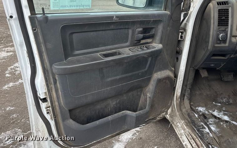 image for item FG0040 2012 Dodge Ram 1500 Ext. Cab pickup truck