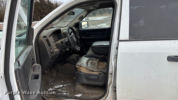 image for item FG0040 2012 Dodge Ram 1500 Ext. Cab pickup truck