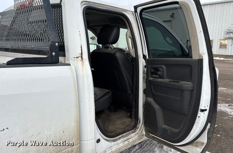 image for item FG0040 2012 Dodge Ram 1500 Ext. Cab pickup truck