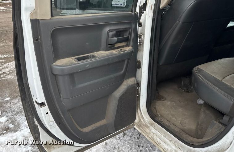 image for item FG0040 2012 Dodge Ram 1500 Ext. Cab pickup truck