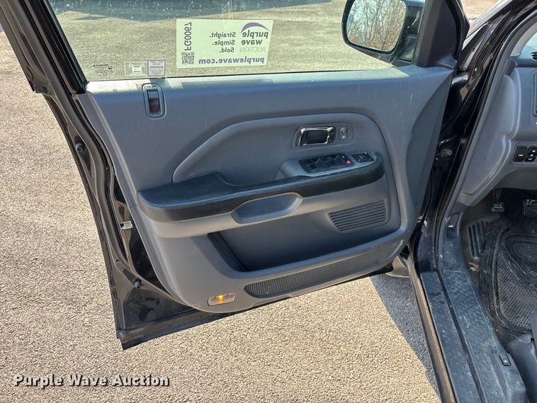 image for item FG0067 2004 Honda Pilot 