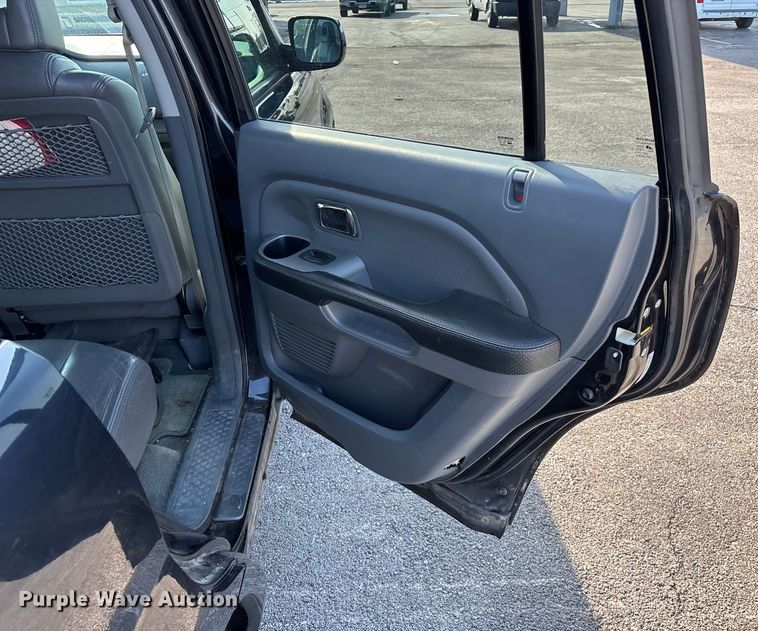 image for item FG0067 2004 Honda Pilot 