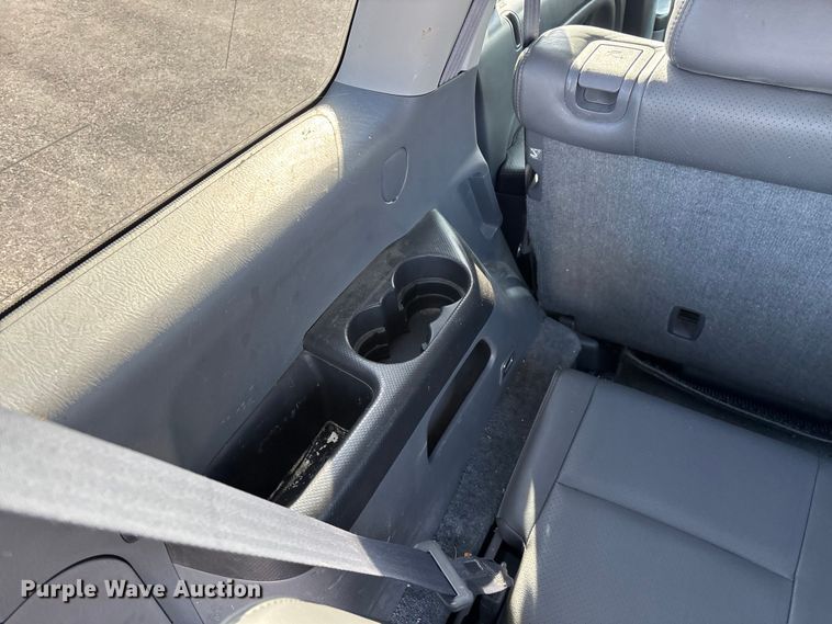 image for item FG0067 2004 Honda Pilot 