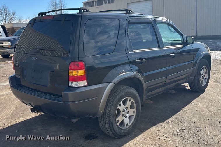 image for item FG1629 2004 Ford Escape 