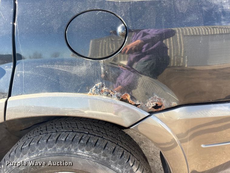 image for item FG1629 2004 Ford Escape 