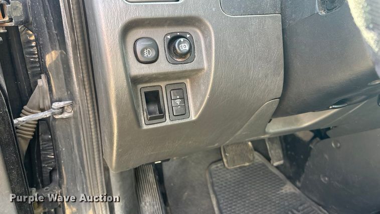 image for item FG1629 2004 Ford Escape 