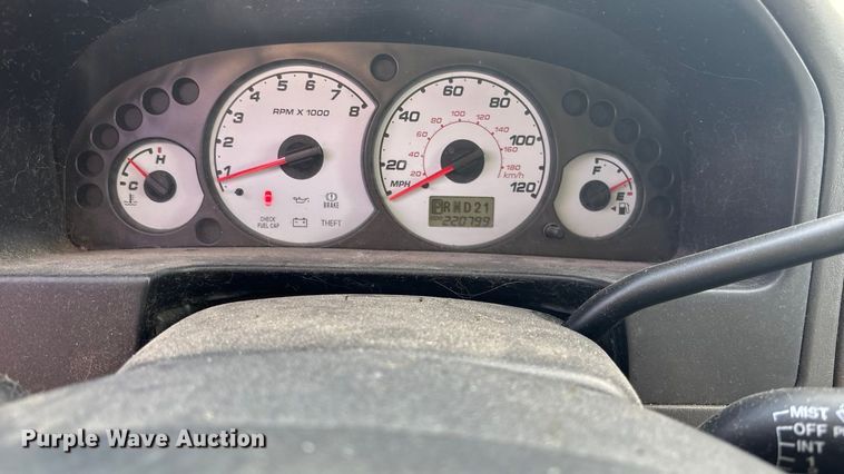 image for item FG1629 2004 Ford Escape 