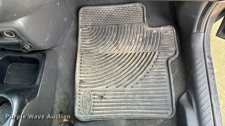 image for item FG1629 2004 Ford Escape 