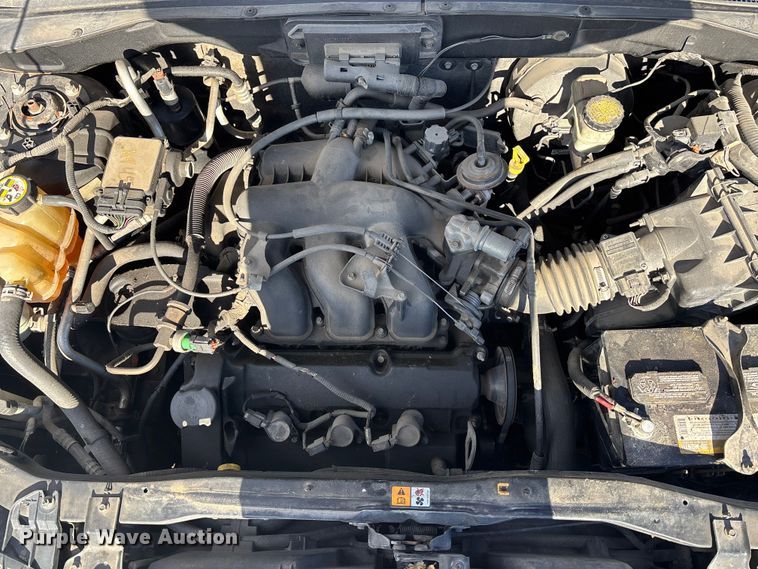 image for item FG1629 2004 Ford Escape 