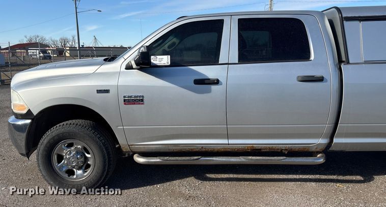 image for item FG2598 2011 Dodge Ram 2500 Crew Cab pickup truck