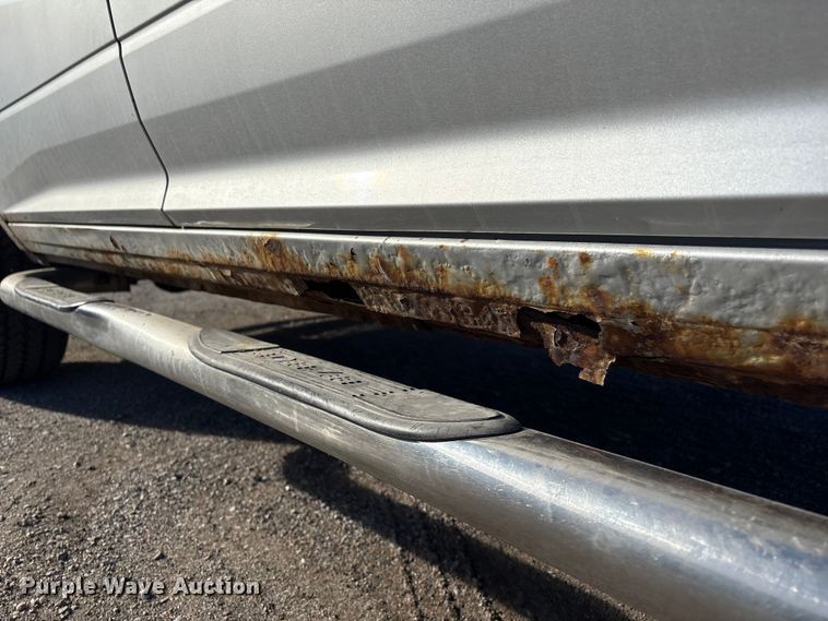 image for item FG2598 2011 Dodge Ram 2500 Crew Cab pickup truck