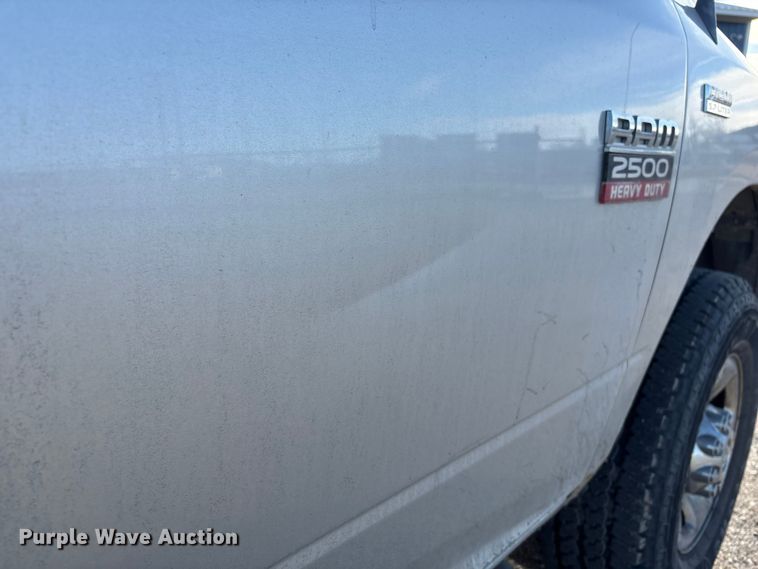 image for item FG2598 2011 Dodge Ram 2500 Crew Cab pickup truck