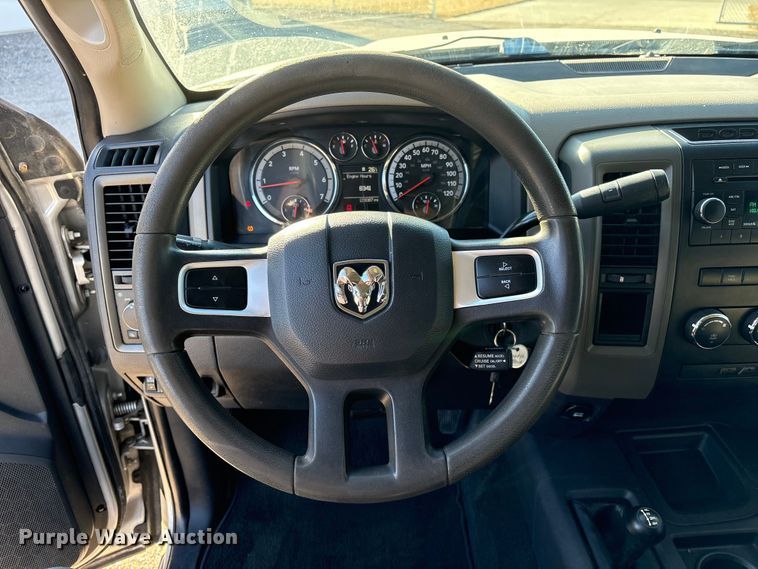 image for item FG2598 2011 Dodge Ram 2500 Crew Cab pickup truck