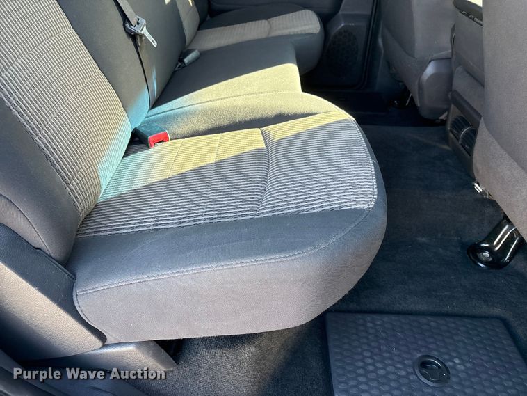 image for item FG2598 2011 Dodge Ram 2500 Crew Cab pickup truck