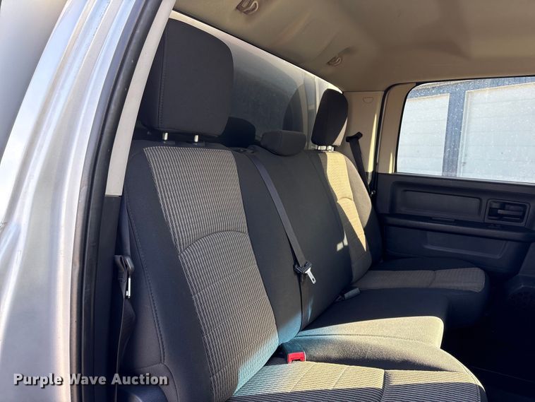 image for item FG2598 2011 Dodge Ram 2500 Crew Cab pickup truck