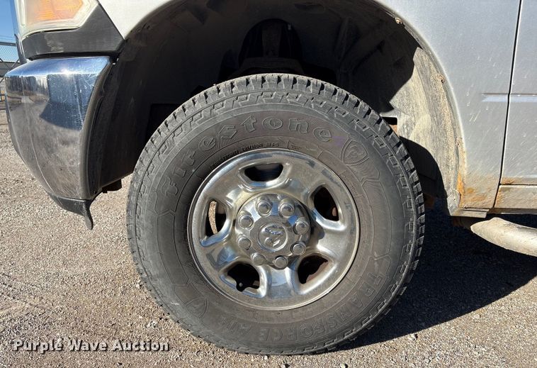 image for item FG2598 2011 Dodge Ram 2500 Crew Cab pickup truck