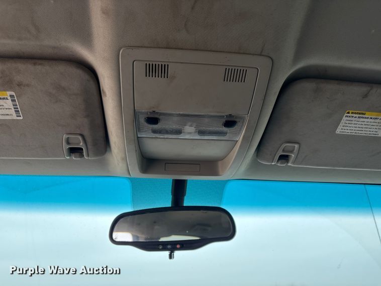 image for item FG2634 2013 Chevrolet Silverado 2500HD Crew Cab pickup truck