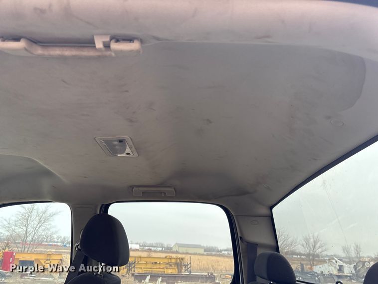 image for item FG2634 2013 Chevrolet Silverado 2500HD Crew Cab pickup truck