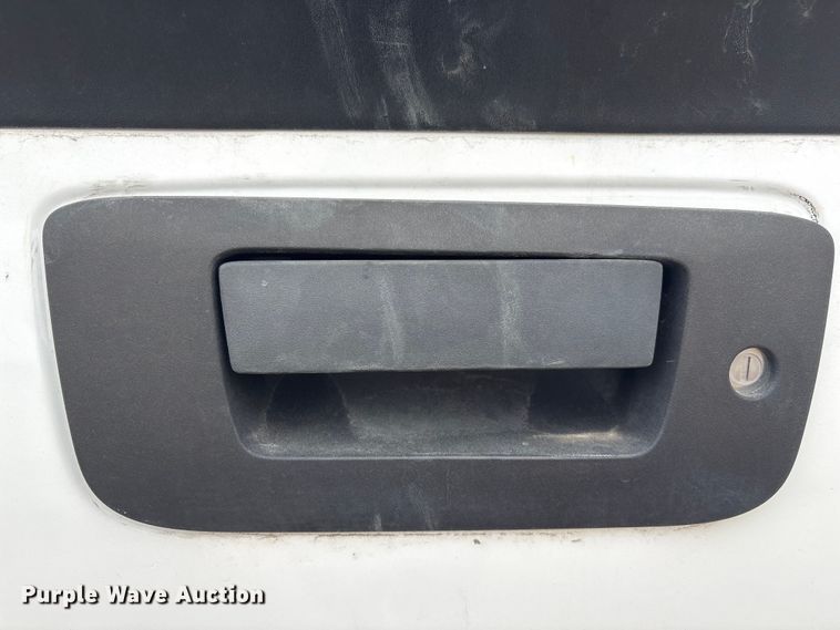 image for item FG2635 2011 Chevrolet Silverado 1500 Ext. Cab pickup truck