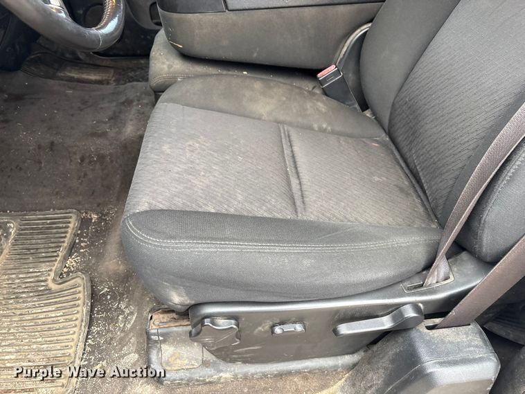 image for item FG2635 2011 Chevrolet Silverado 1500 Ext. Cab pickup truck