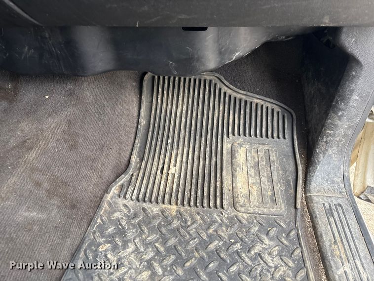 image for item FG2635 2011 Chevrolet Silverado 1500 Ext. Cab pickup truck