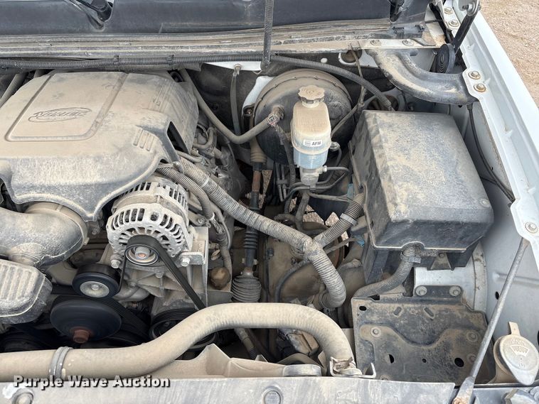 image for item FG2635 2011 Chevrolet Silverado 1500 Ext. Cab pickup truck