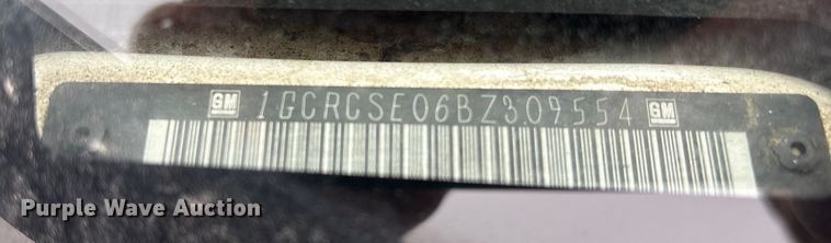 image for item FG2635 2011 Chevrolet Silverado 1500 Ext. Cab pickup truck