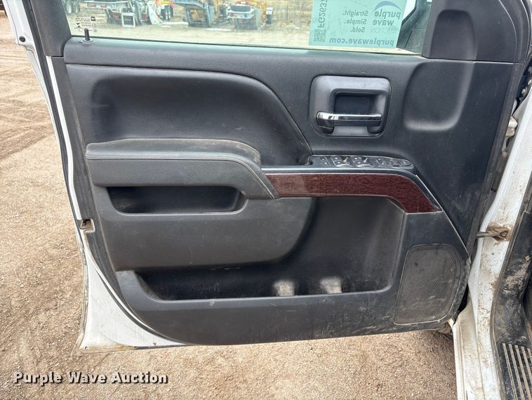 image for item FG2637 2015 GMC Sierra 1500 Ext. Cab pickup truck